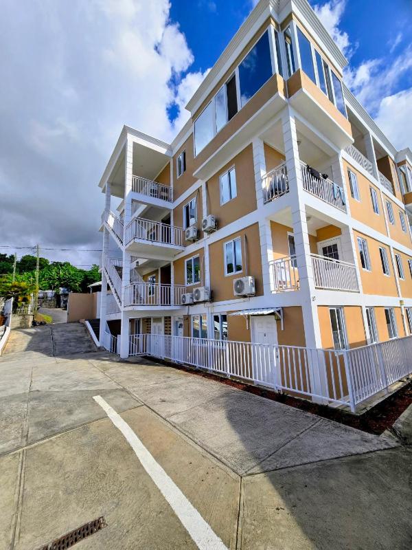 VIP Residence Dominica - Pool and Ocean Views 2 Minutes to Roseau - image 7