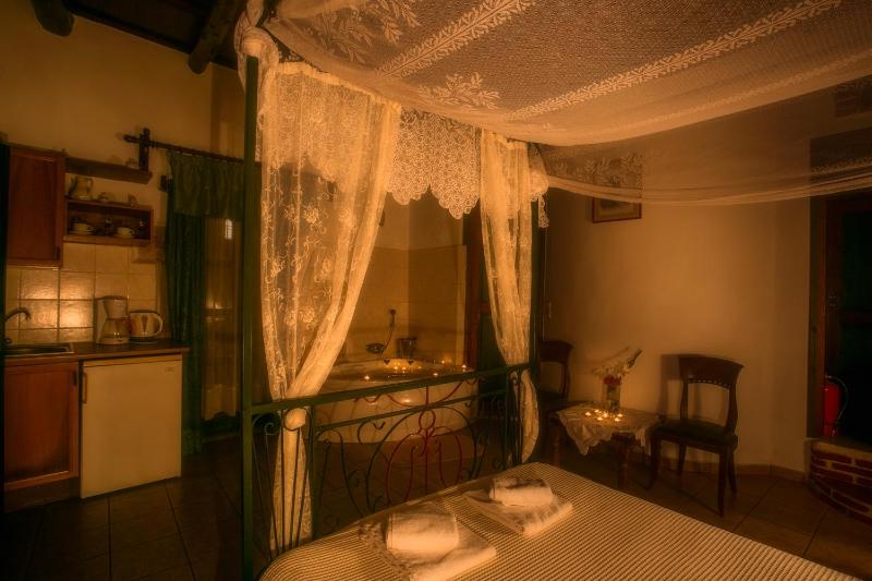 Ifigenia Rooms - image 8
