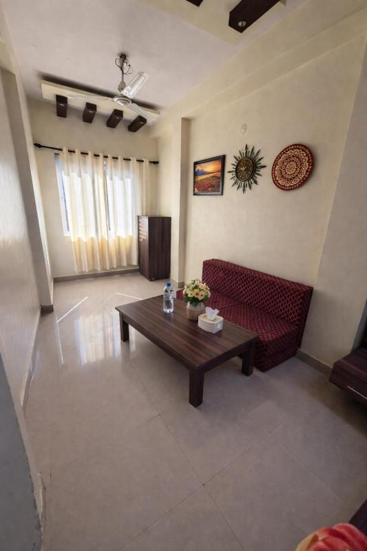 Hotel rosewood plaza - Mahabaleshwar  Couple & Family Stay Rooms with Free Wi-Fi - image 17
