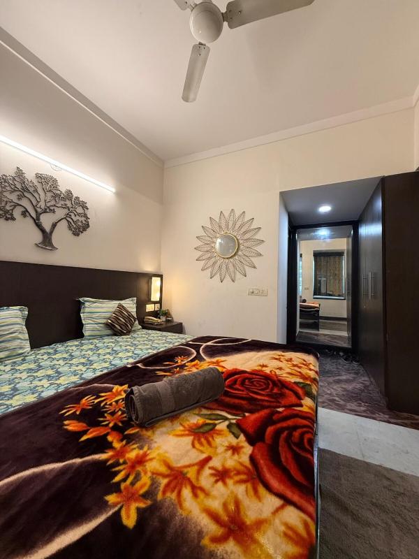 The Luxe Urban Nest - image 3