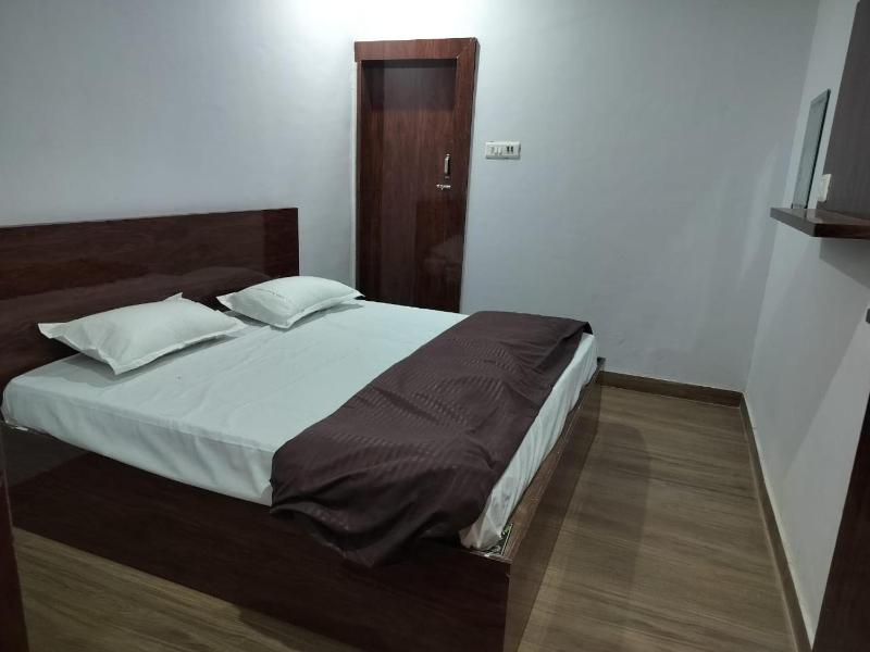 Saket Nikunj HomeStay Vrindavan - image 4