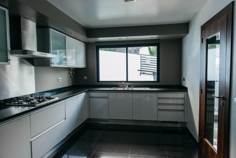 Three-Bedroom Villa image 2