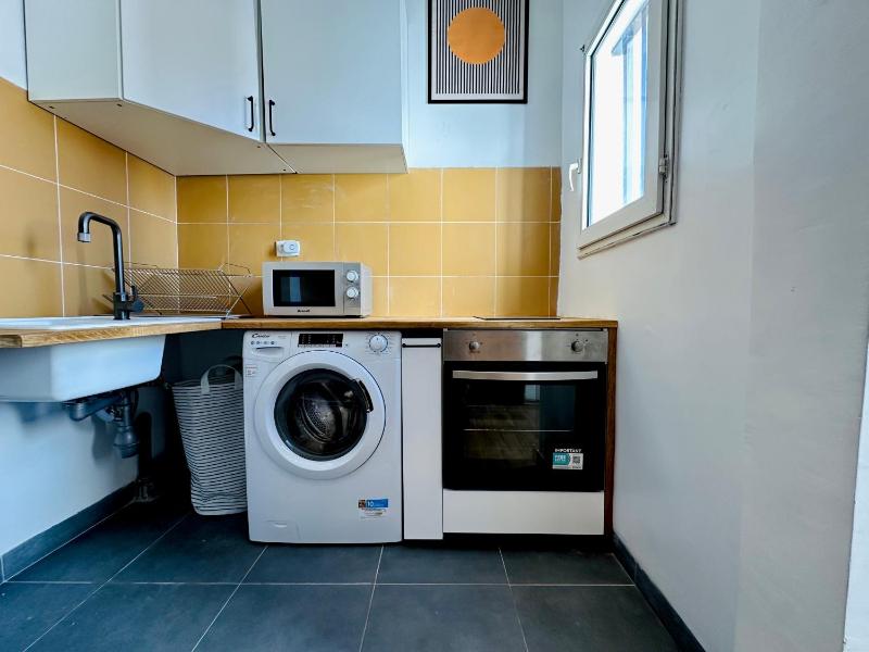 2 pièces cosy climatisé tout confort à Dakar - image 16