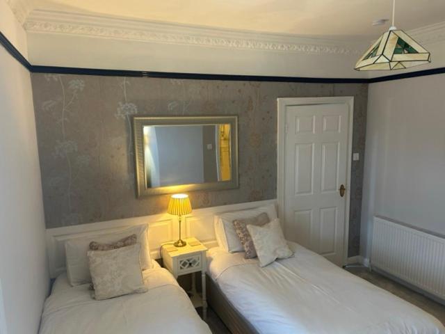 Hollybank House Bed and Breakfast - image 12