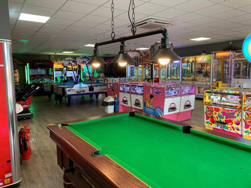The Dog House on the Meadows The Bay Filey enclosed deck 2 bedrooms with ensuites 2 dogs welcome - image 17