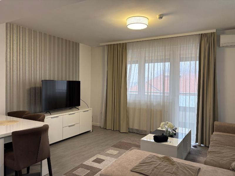 PANAMERA Best of Ilidza two-bedroom apartment - image 12
