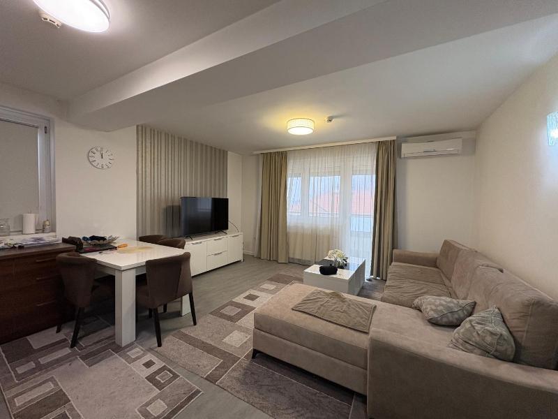PANAMERA Best of Ilidza two-bedroom apartment - image 3
