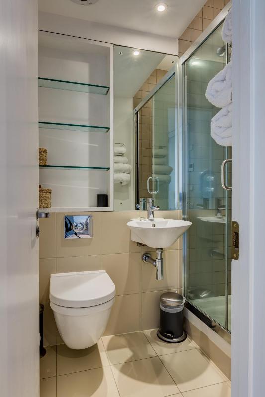 Double Room with Garden View image 2