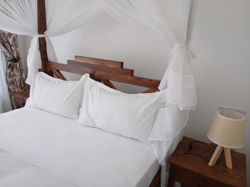 Bird of Paradise Eco Lodge - image 10