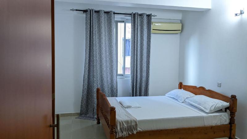 Spacious Apartment in Dar es Salaam with City Views - image 3
