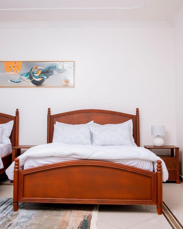 Spacious Apartment in Dar es Salaam with City Ocean and Pool Views - image 15