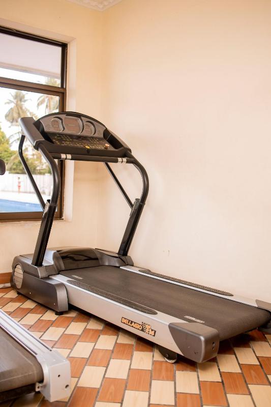 Spacious Apartment in Dar es Salaam with City Ocean and Pool Views - image 10