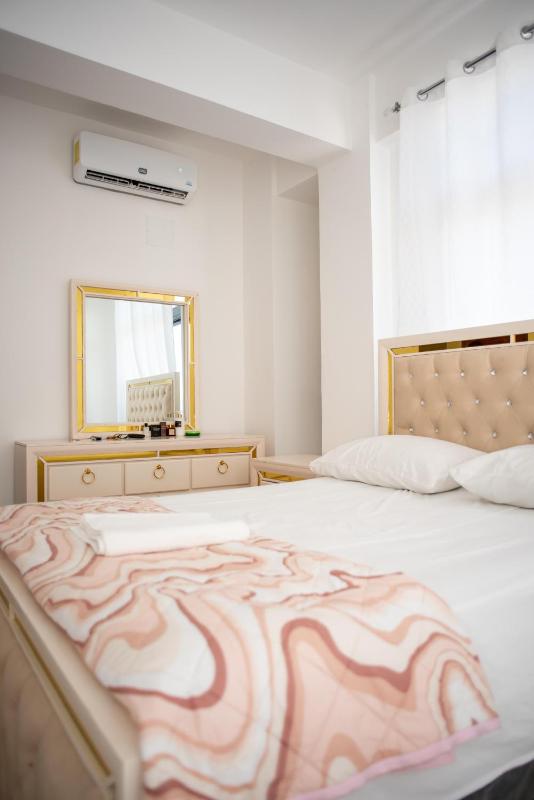 Luxstay Blue sky - image 10