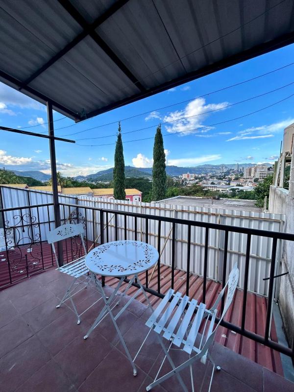 Downtown 2-bedroom apartment in Tegucigalpa - image 6