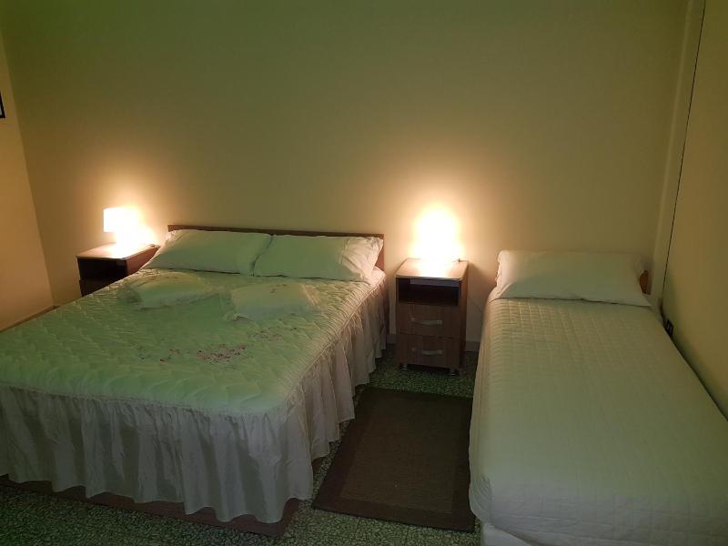 Triple Room with Private Bathroom image 4