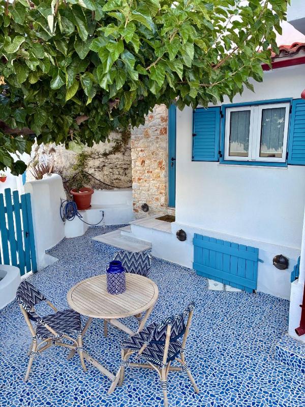 Oikies Skiathos - image 31