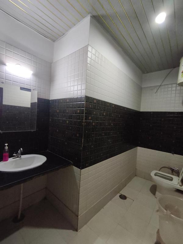 Hotel Gulmohar - image 2