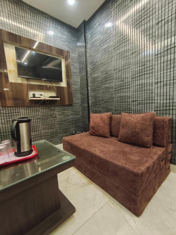 Hotel Gulmohar - image 33