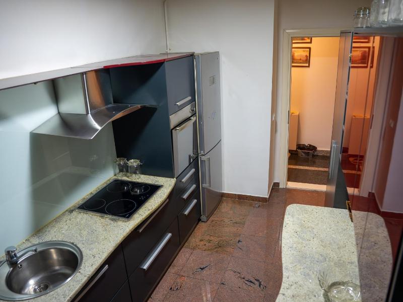 Apartment Katedrala-Center - image 16