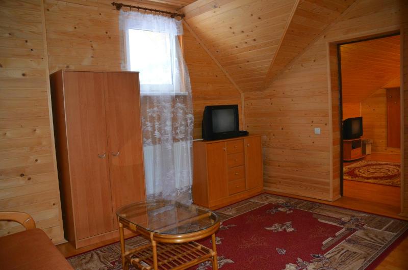 Karpatski Zori Hotel - image 7