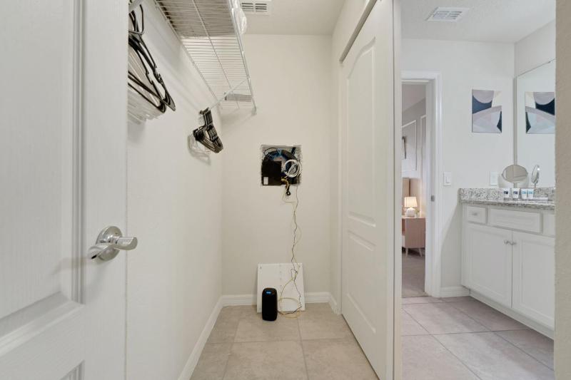 7589OSL-Solterra Resort townhouse - image 13