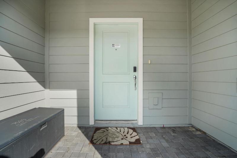 7589OSL-Solterra Resort townhouse - image 48