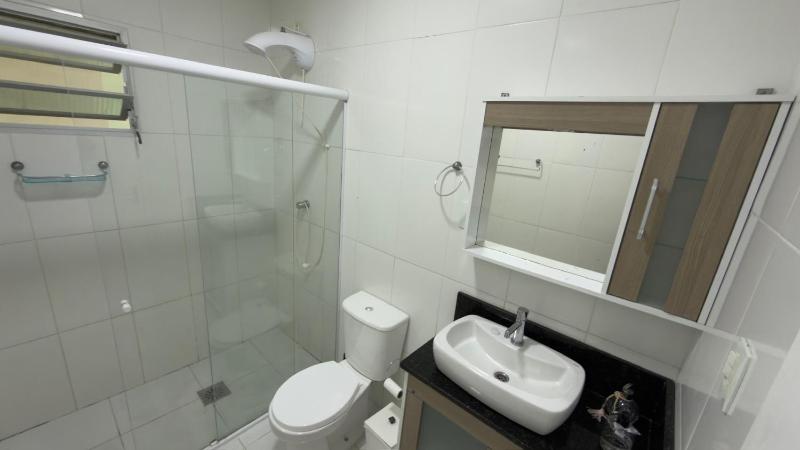 Casa com 4 quartos a 300m do mar da Praia de Palmas - image 27