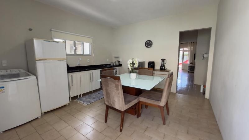 Casa com 4 quartos a 300m do mar da Praia de Palmas - image 21