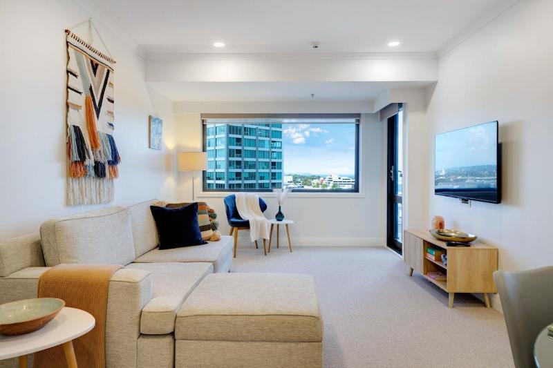 Super Comfortable Aircon Gym Tennis 7th Flr - image 6