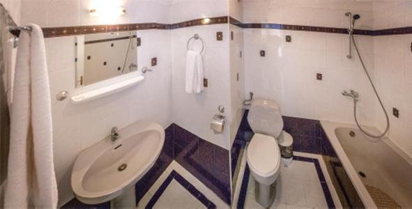 Twin Room with Private External Bathroom and Balcony image 2