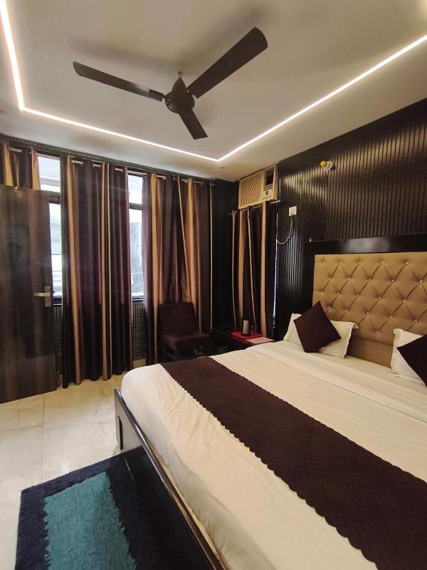 Hotel Gulmohar - image 31