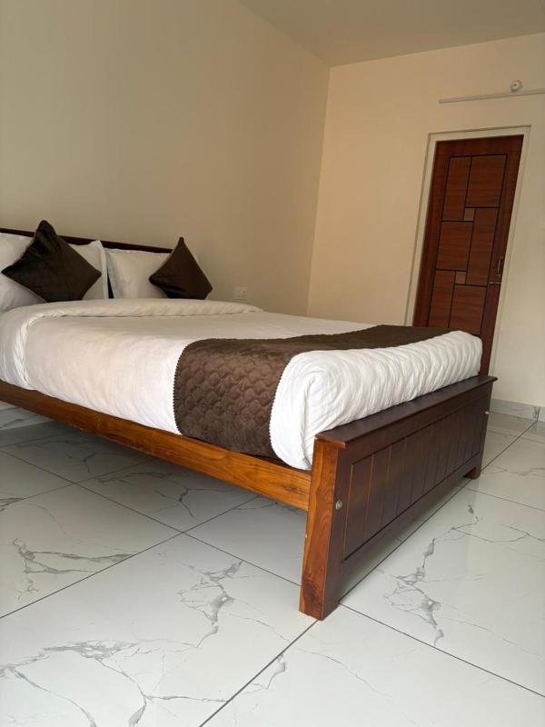 OOTY BBR GRAND Villa - image 10