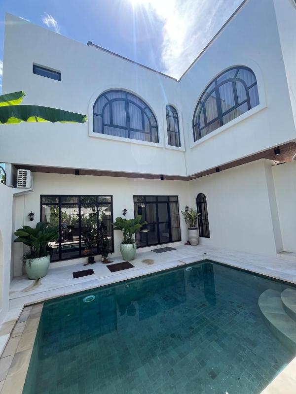 Casa Andaluz 2 Canggu | 2BR Stable View Pool Villa - image 14