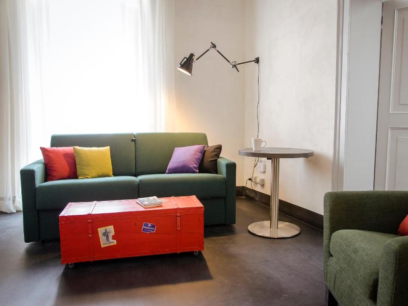 Double Room with Private Bathroom image 4