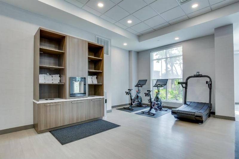 Hilton Garden Inn Louisville Airport - image 43