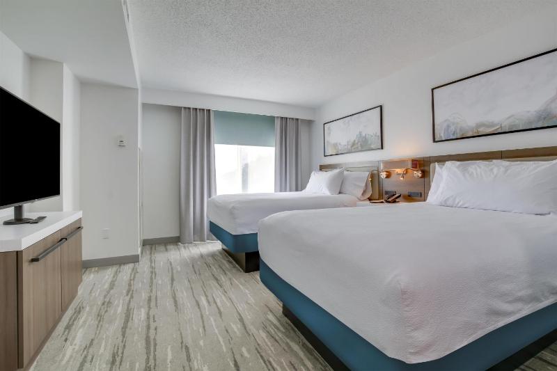 Hilton Garden Inn Louisville Airport - image 50