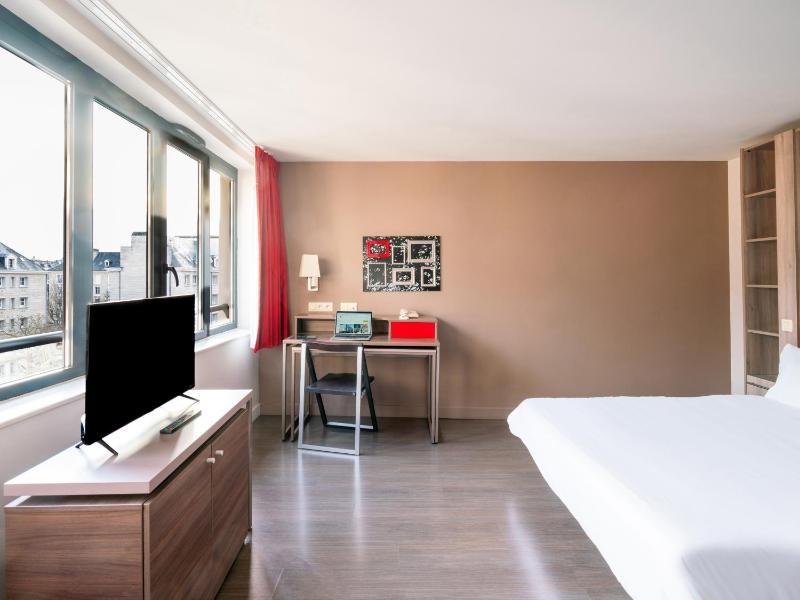 B&B HOME Caen Centre Gare - image 9