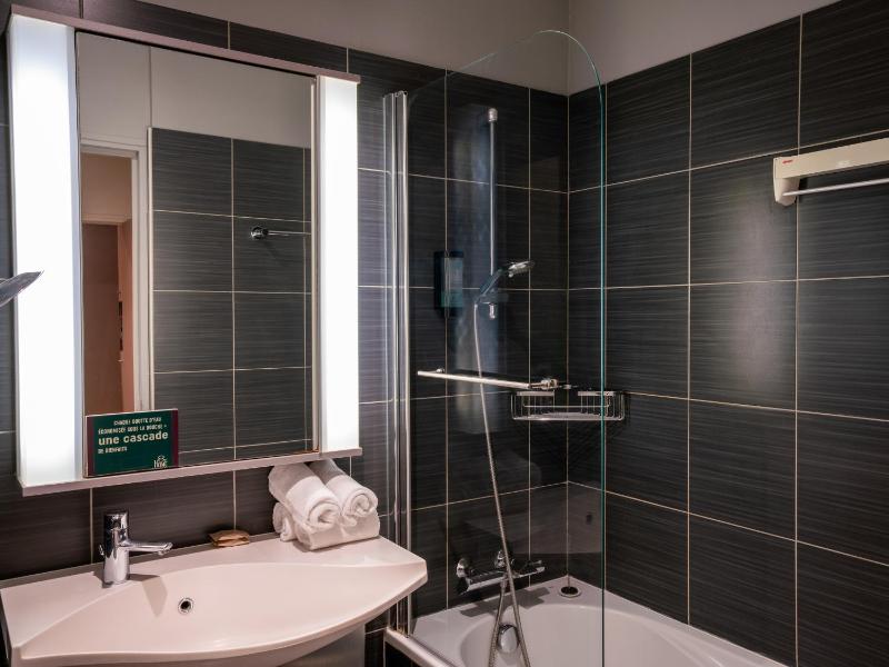B&B HOME Caen Centre Gare - image 4
