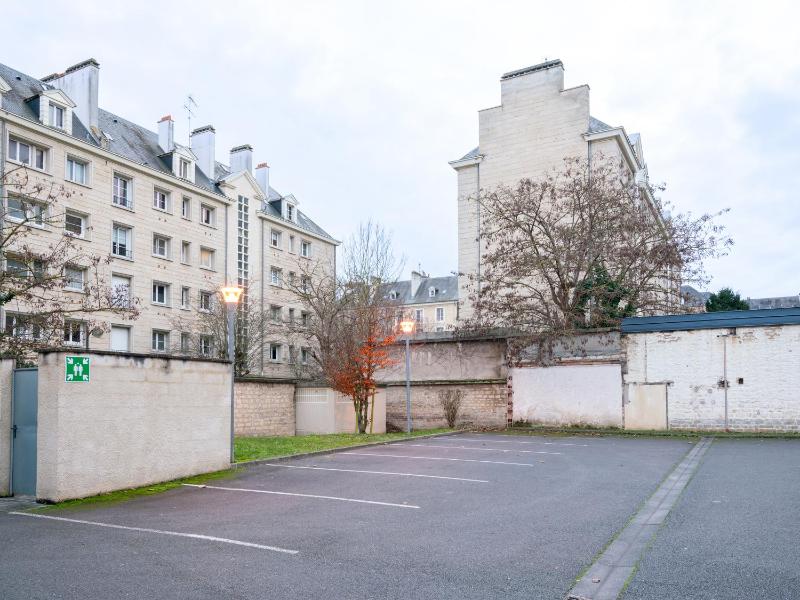 B&B HOME Caen Centre Gare - image 32