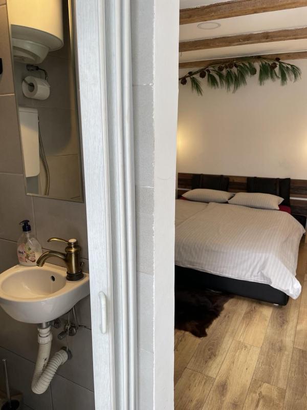 Dunavska Room - image 12