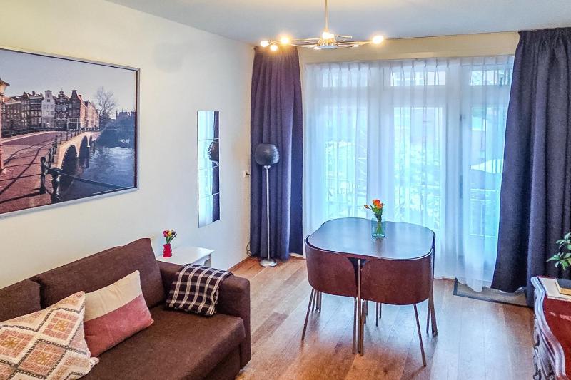 B&B West City Amsterdam - image 1