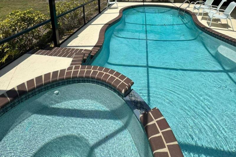 villa - Sleeps 6 & sports boat - image 29