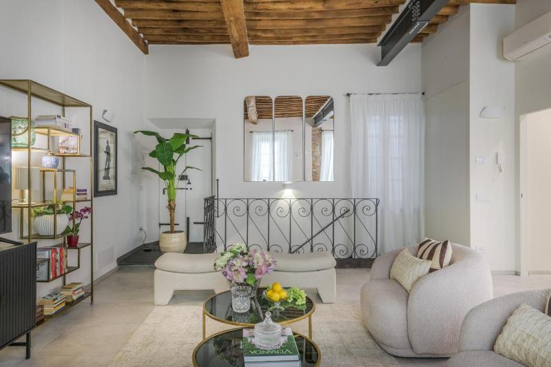 The Joia House - image 17