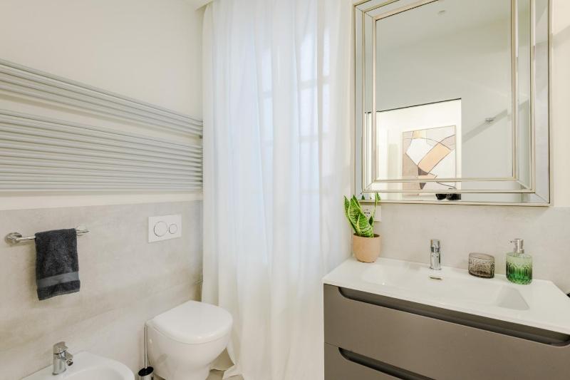 The Joia House - image 38