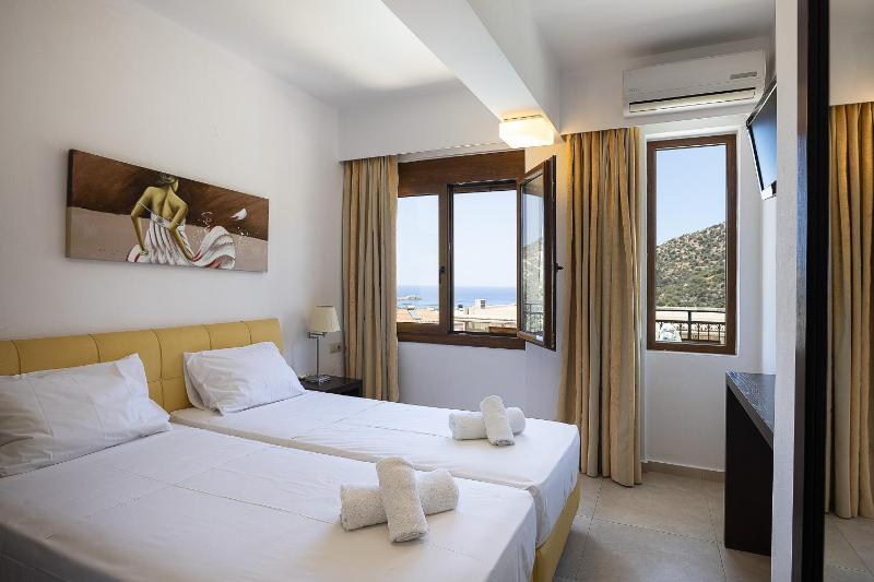 Pantheon Villas & Suites - image 12