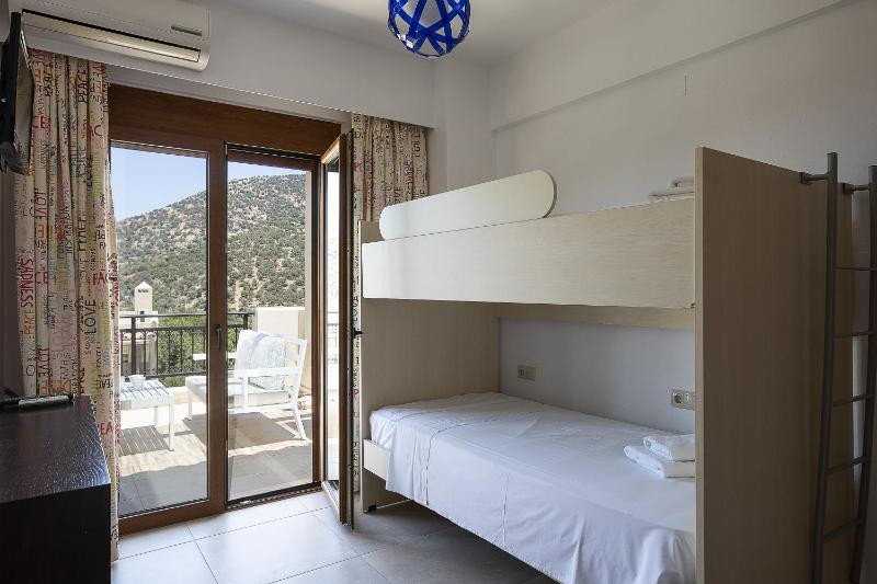 Pantheon Villas & Suites - image 5