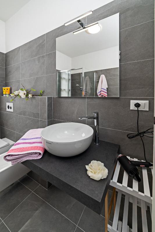 TOWNHOUSE 71 - Regarda Travel - image 12