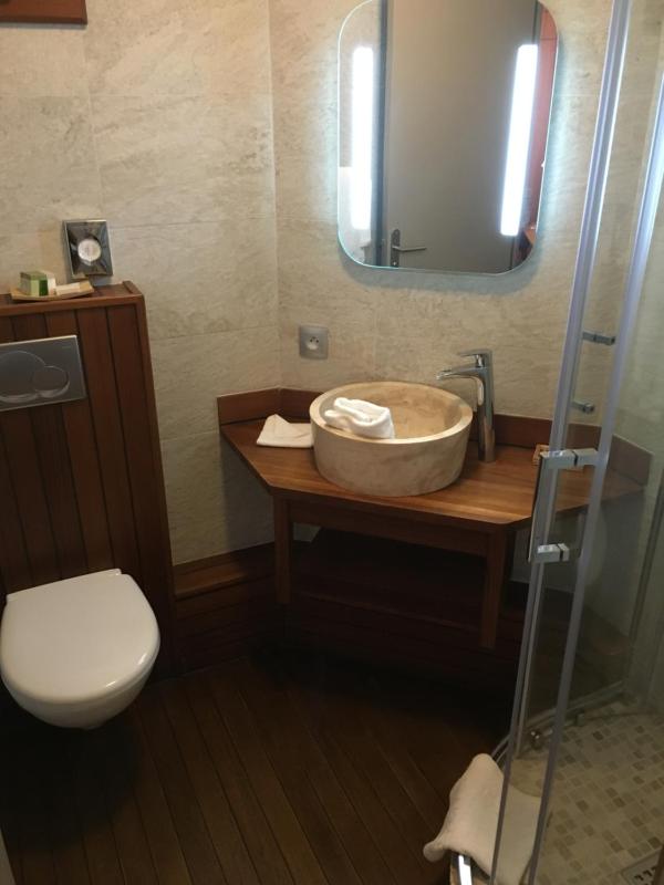 Double or Twin Room image 2