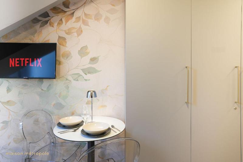 Porta Nuova Apartment - image 10
