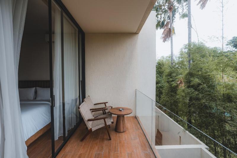 Suom Hotel and Villas - image 4